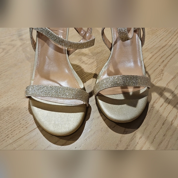 LC Lauren Conrad Hazelnuts Gold Shimmer Double Strap Stiletto Heels. Size - Picture 6 of 15